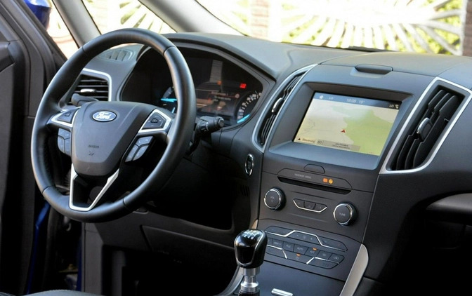 Ford S-Max cena 64900 przebieg: 174138, rok produkcji 2017 z Pełczyce małe 466